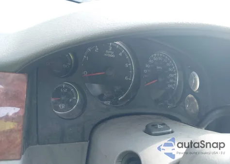 2007 Chevrolet Silverado K1500 Crew Cab из США, поврежденный, VIN 2GCEK13M371635376